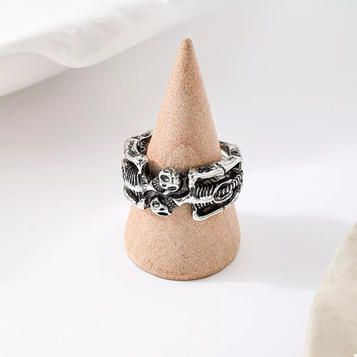 Halloween skull alloy ring featuring a detailed skull design, perfect for spooky accessory style.