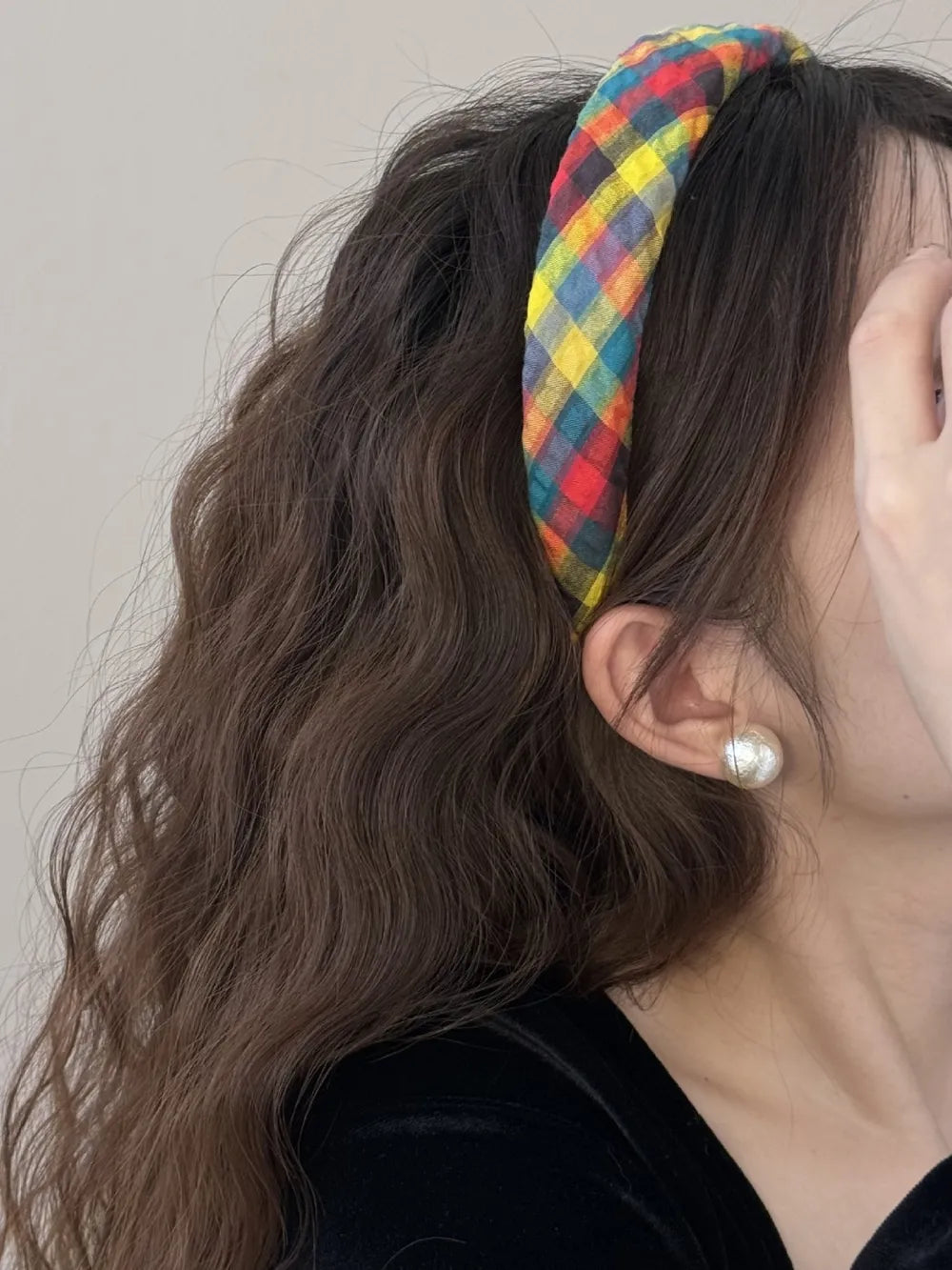 Colorful polyester hair headband with vibrant patterns, trendy and comfortable accessory for styling and hair management.