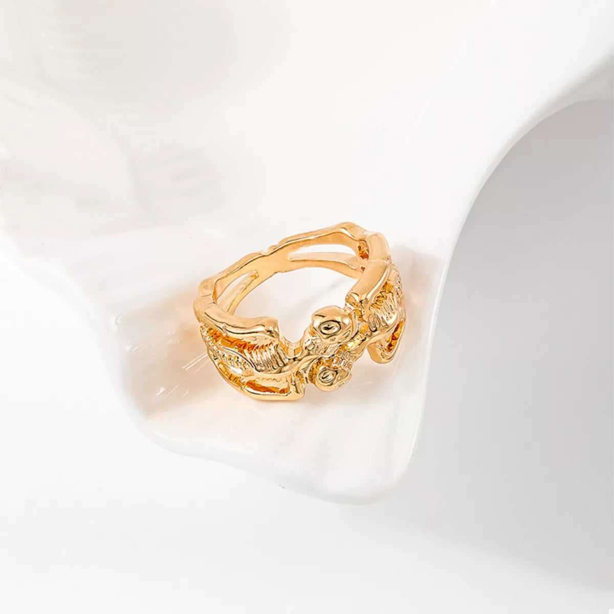 Halloween Skull Alloy Ring featuring a detailed skull design, trendy alloy material, perfect for spooky season accessories.
