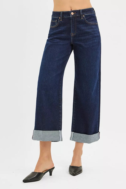 Risen mid-rise fit ankle wide roll-up jeans in denim fabric, displayed with rolled-up cuffs, from Trendsi.