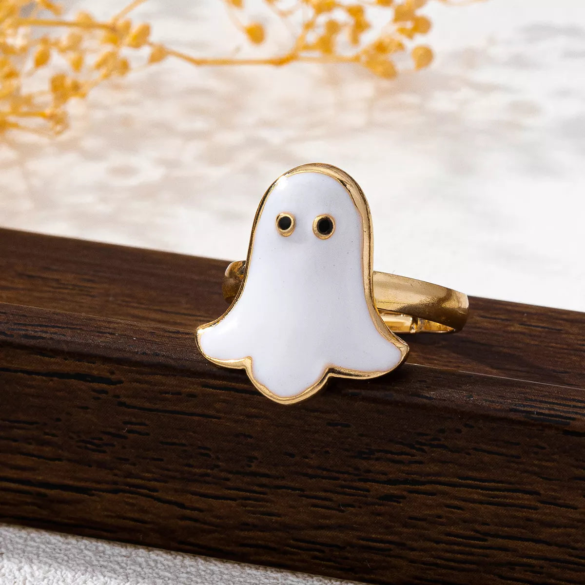 Halloween Ghost ring in 18K gold-plated jewelry by Trendsi, featuring a spooky ghost design on a sleek band.