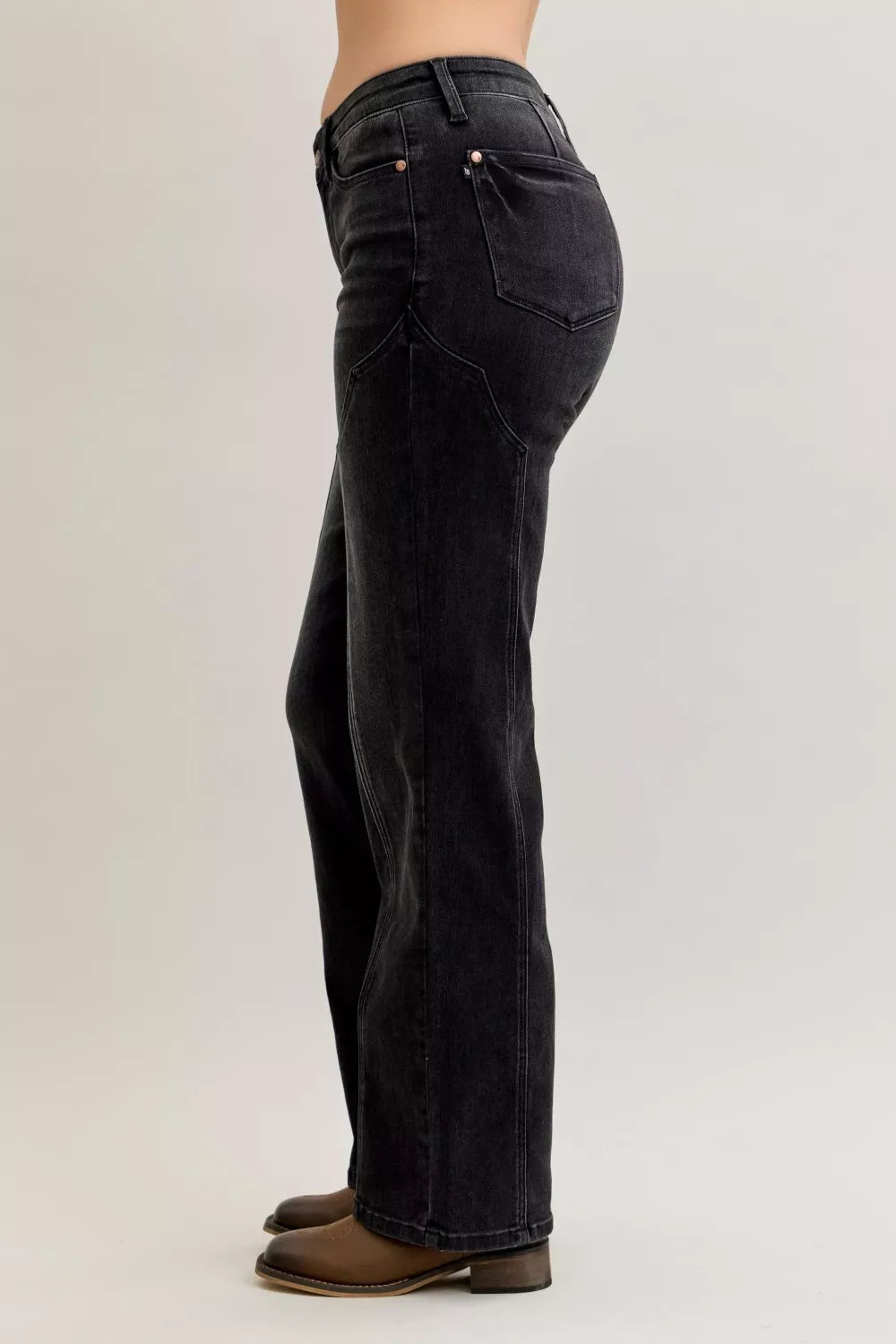 Judy Blue mid-rise straight jeans with western seam detail, showcasing classic denim fit and stylish stitching.
