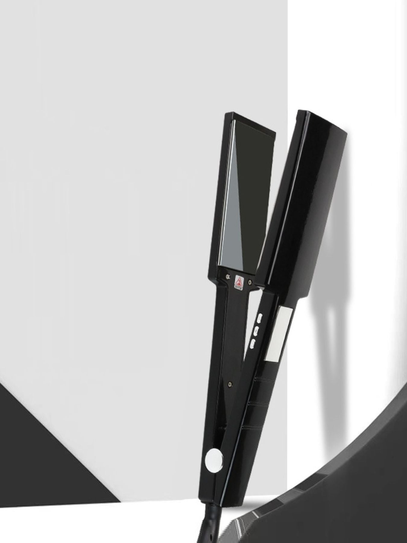 Black Trendsi fast heating hair straightener with North American plug, sleek design for smooth, straight hair styling.