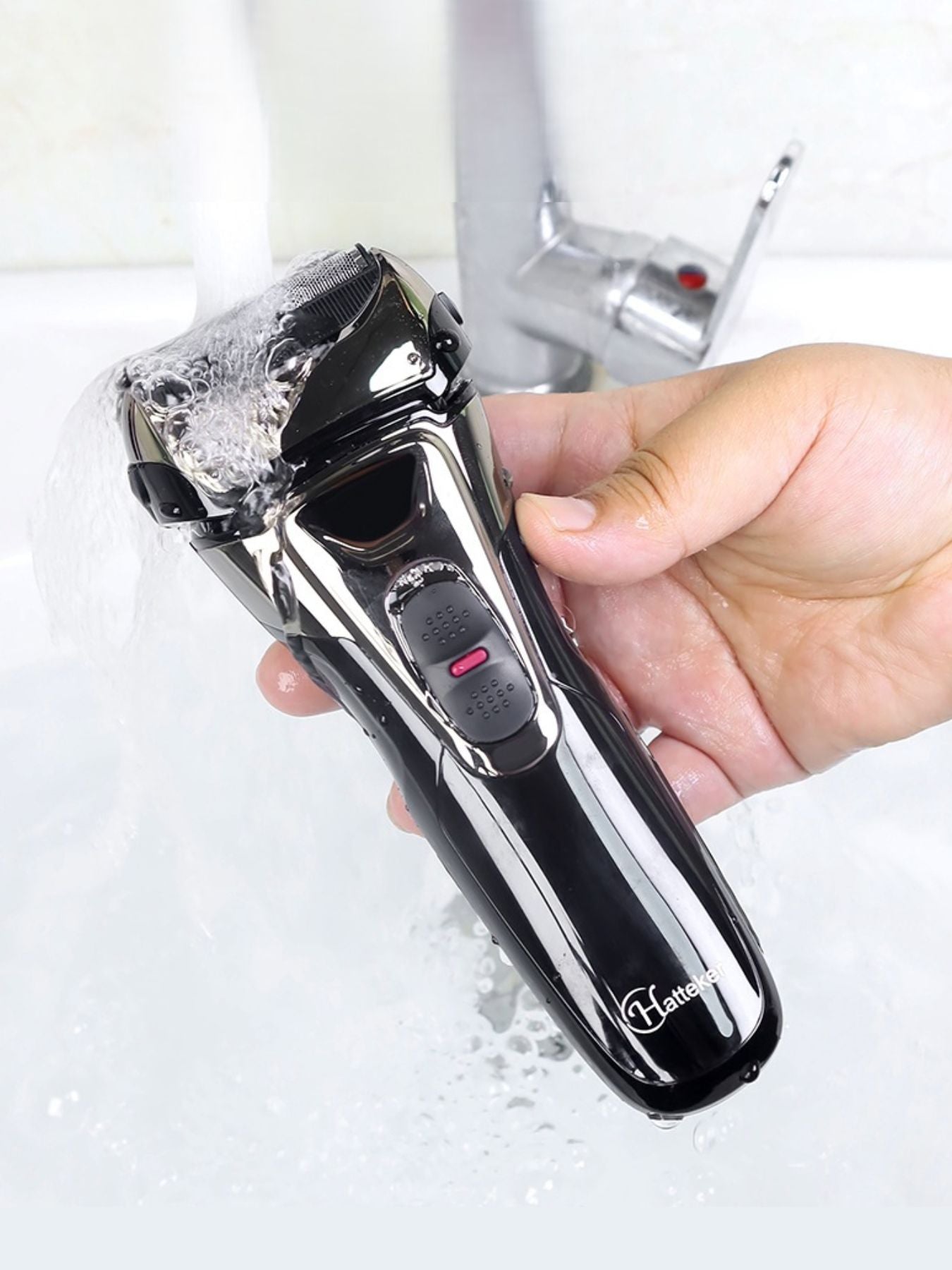 Black electric foil shaver with LED display by Trendsi, showing the shaver's sleek design and LED screen on the front.