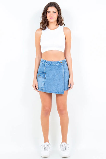 Blue American Bazi denim skort with cargo pockets, casual style, from Trendsi, featuring a front button and side pocket details.