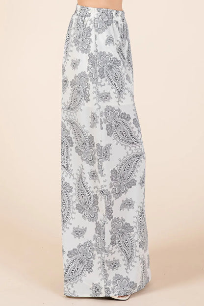 Cream and black paisley print camisole and pants set by Mittoshop featuring a stylish, coordinated print and comfortable fit.