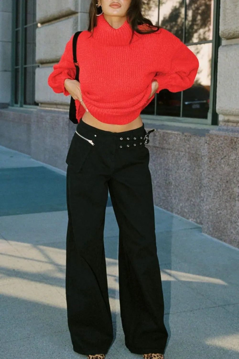 Dark gray wide-leg jeans with pockets from Trendsi, featuring a relaxed fit and classic denim style.
