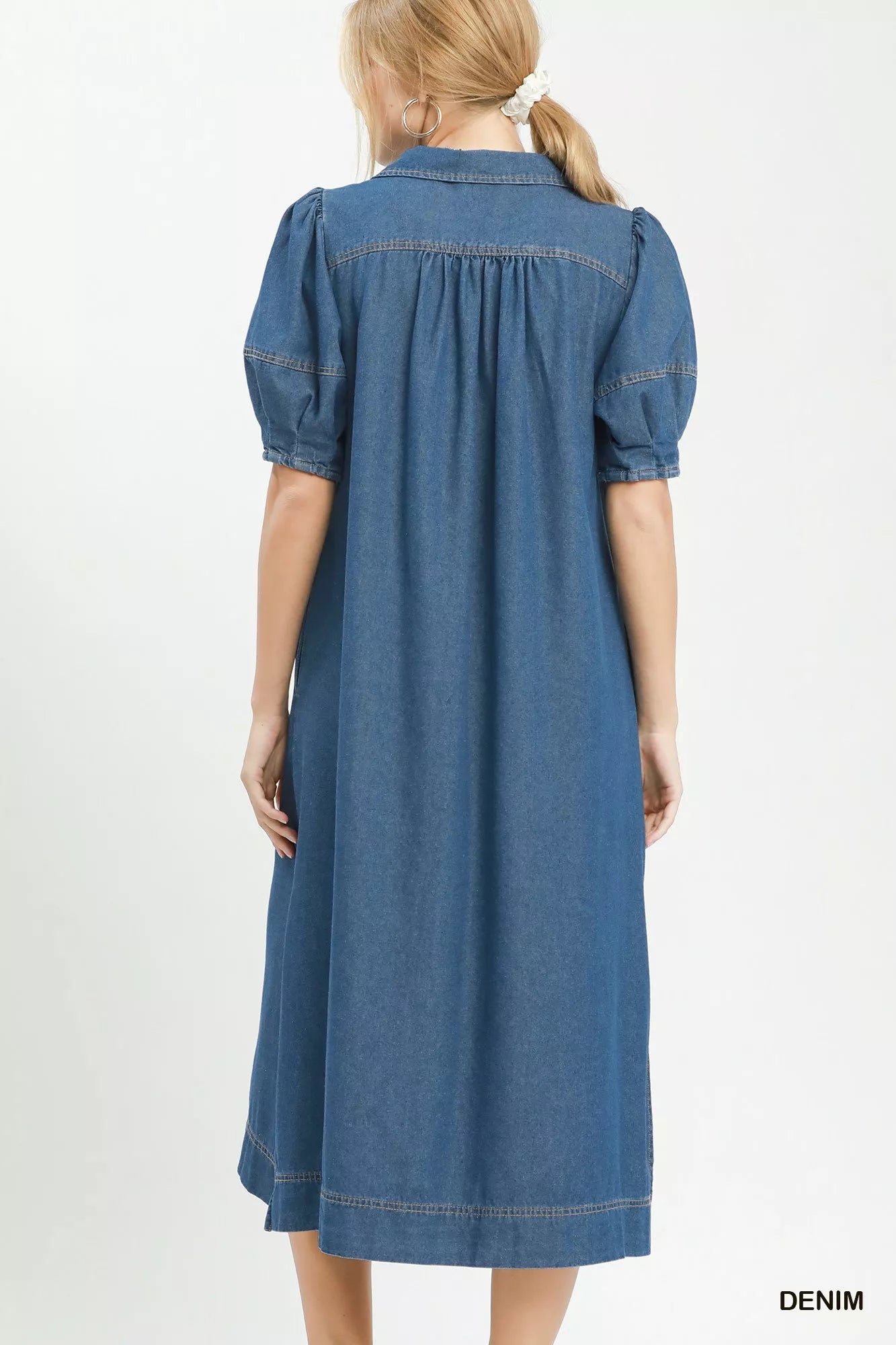 Umgee chambray collared puff sleeve dress, casual women's dress with button front and relaxed fit, styled on model.