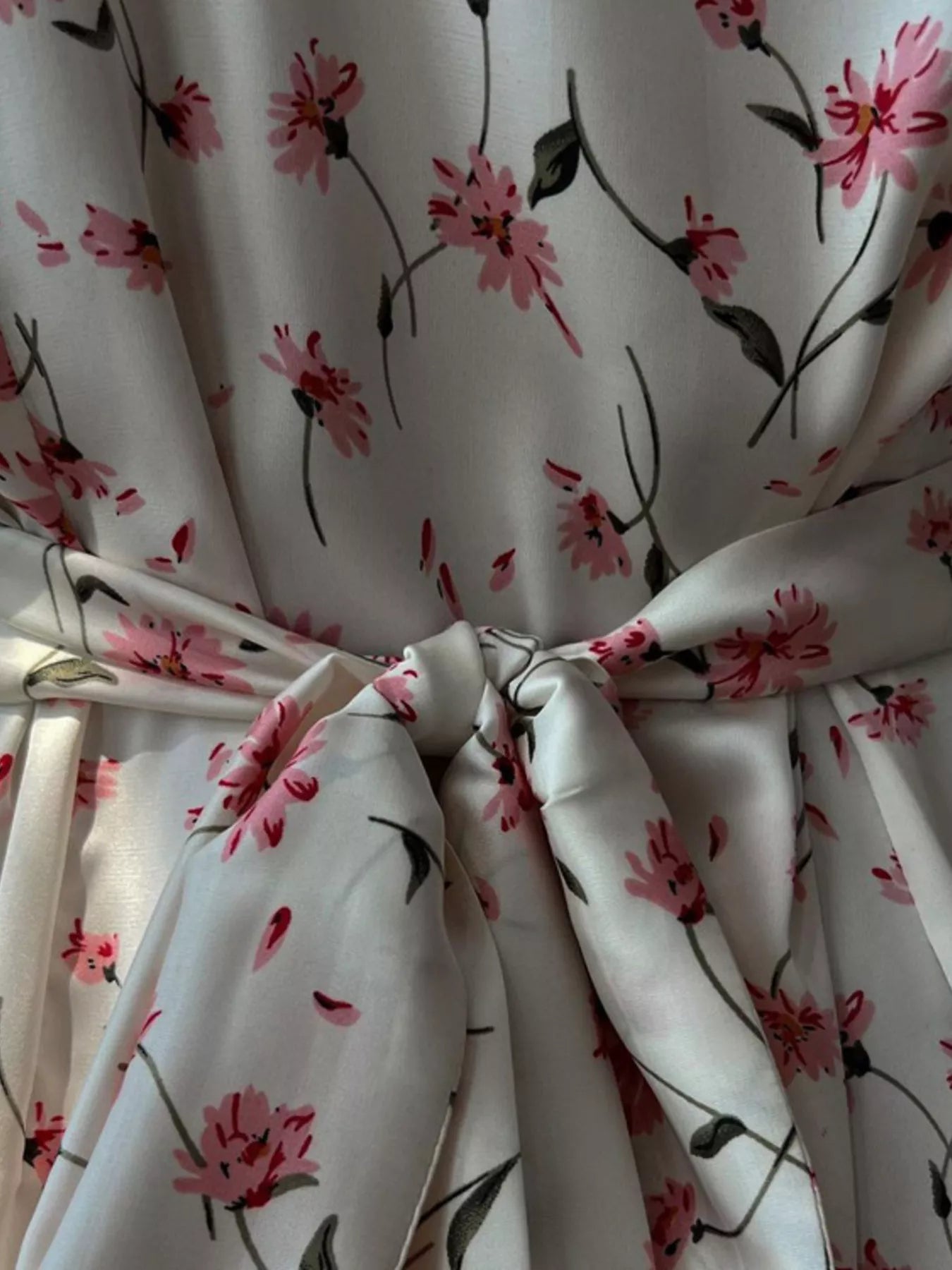Dusty pink floral print midi dress with v-neck and flutter sleeves, stylish Trendsi women's fashion dress.
