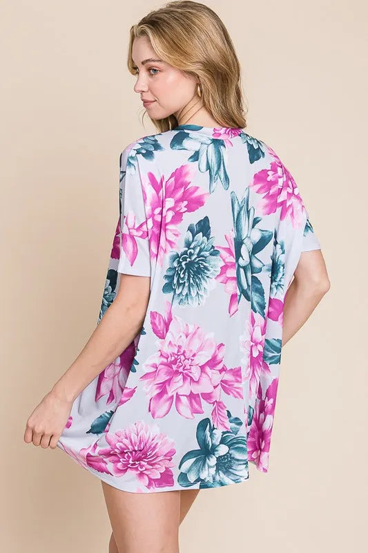 Trendsi BOMBOM floral V-neck short sleeve T-shirt with colorful floral print on lightweight fabric