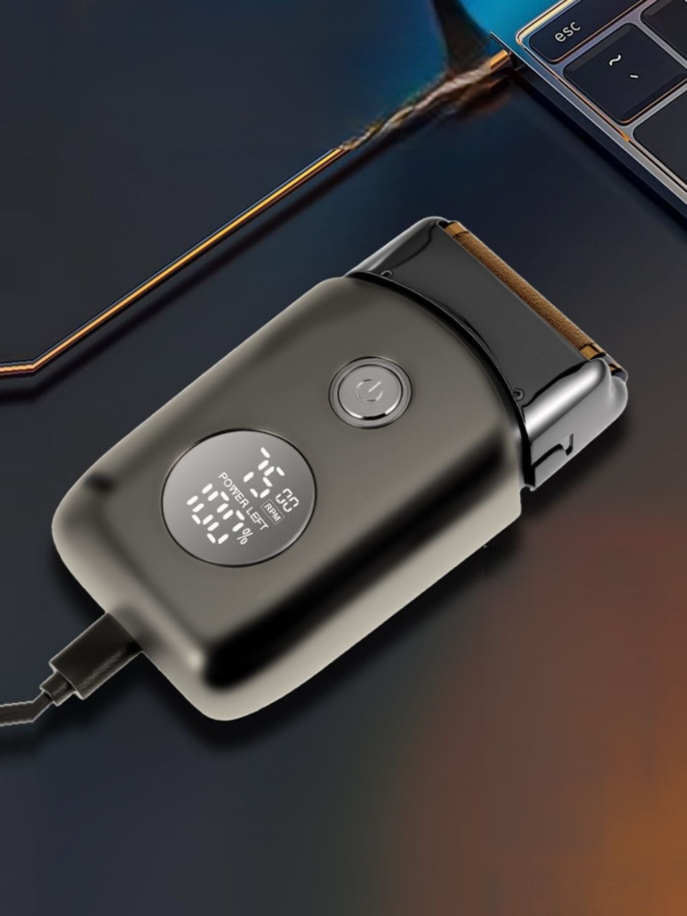 Gray Trendsi Smart Display Electric Shaver with adjustable head and digital display, suitable for a close and comfortable shave.