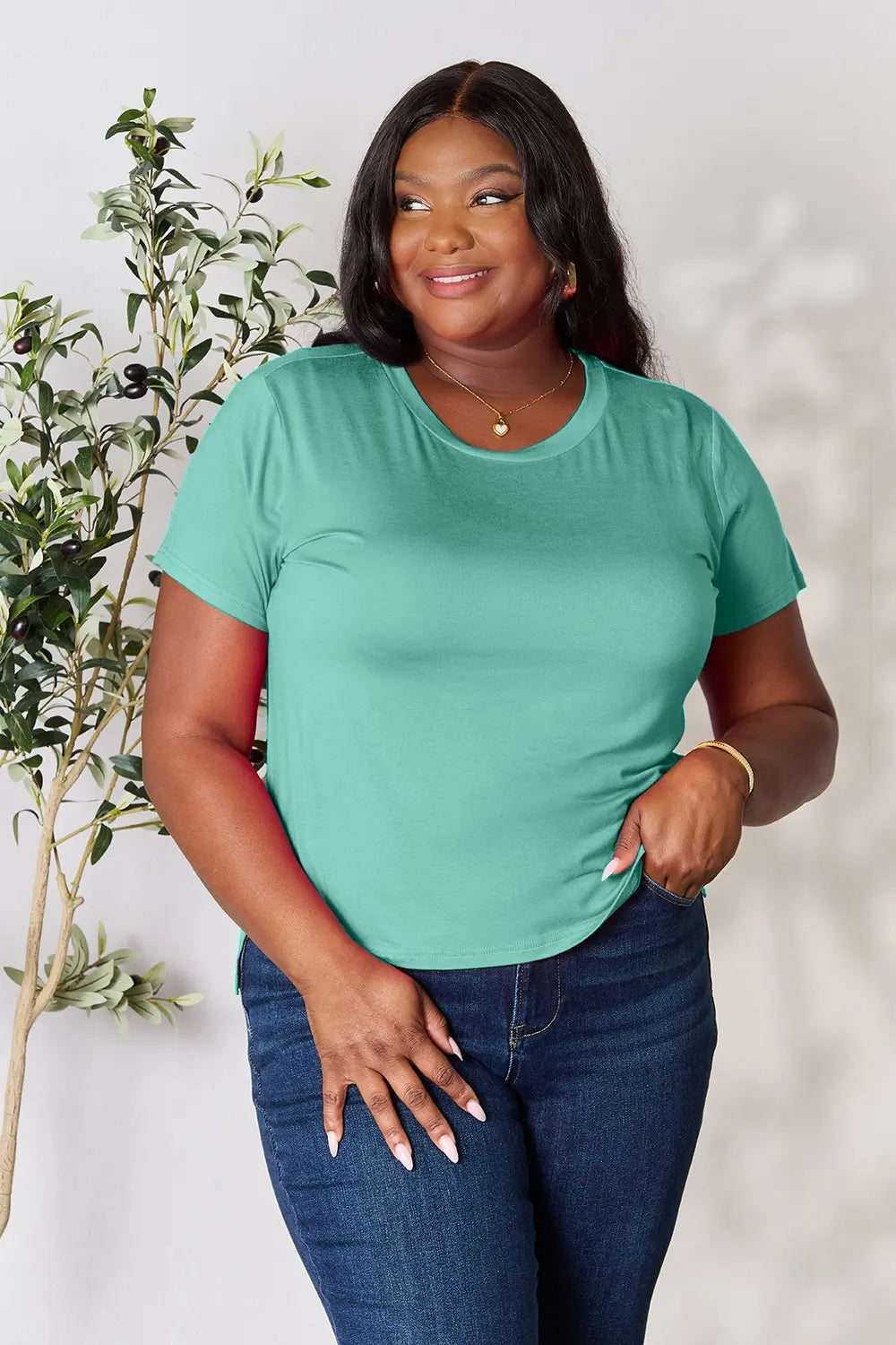 Gray Basic Bae full-size round neck short sleeve T-shirt by Trendsi, showing a close-up of the classic fit and soft fabric.