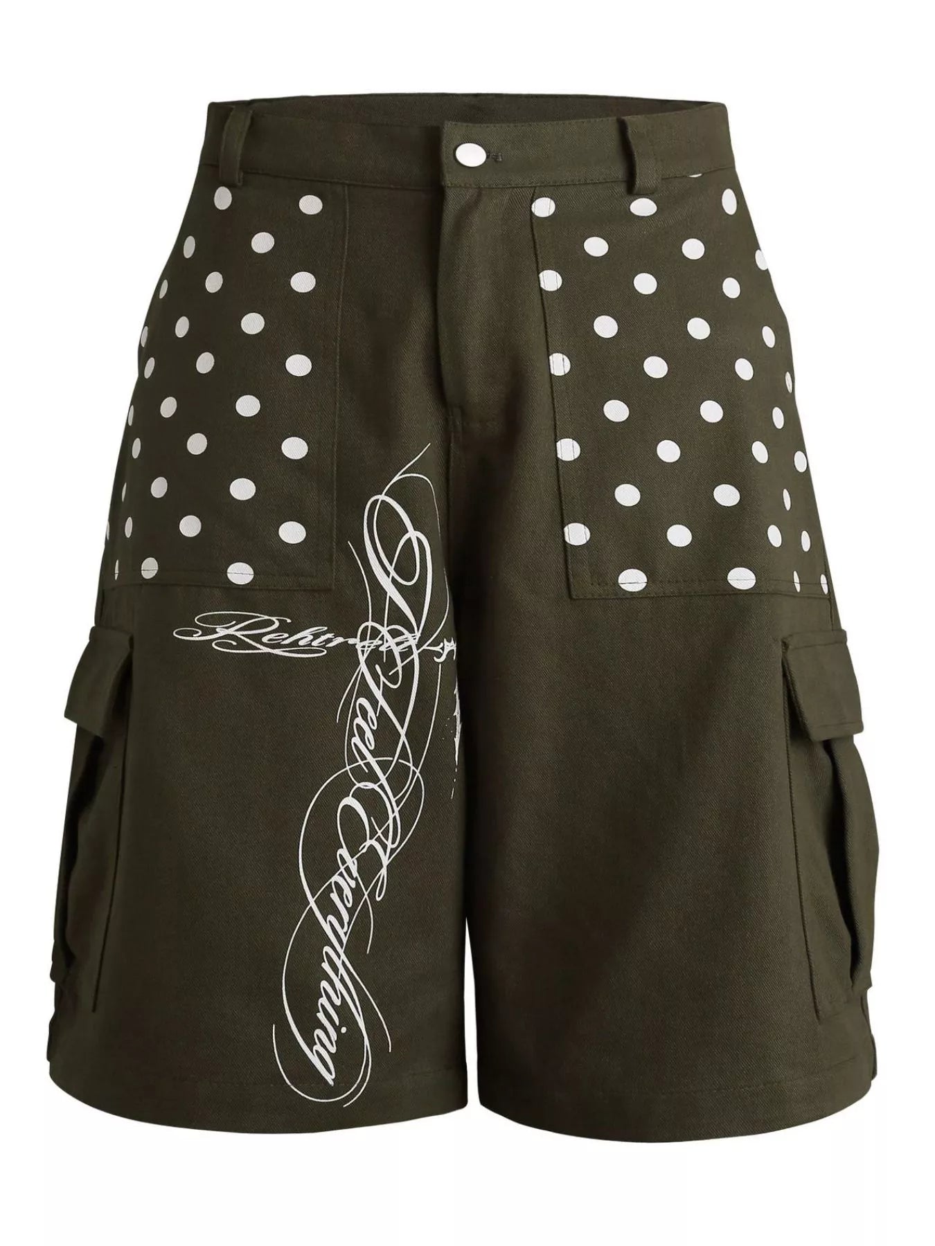 Men's green polka dot cargo capris from Trendsi featuring multiple pockets and a relaxed fit, ideal for casual wear.