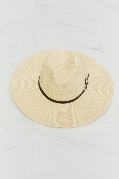 Ivory boho summer straw fedora hat by Trendsi with a wide brim and stylish design, perfect for sunny weather.