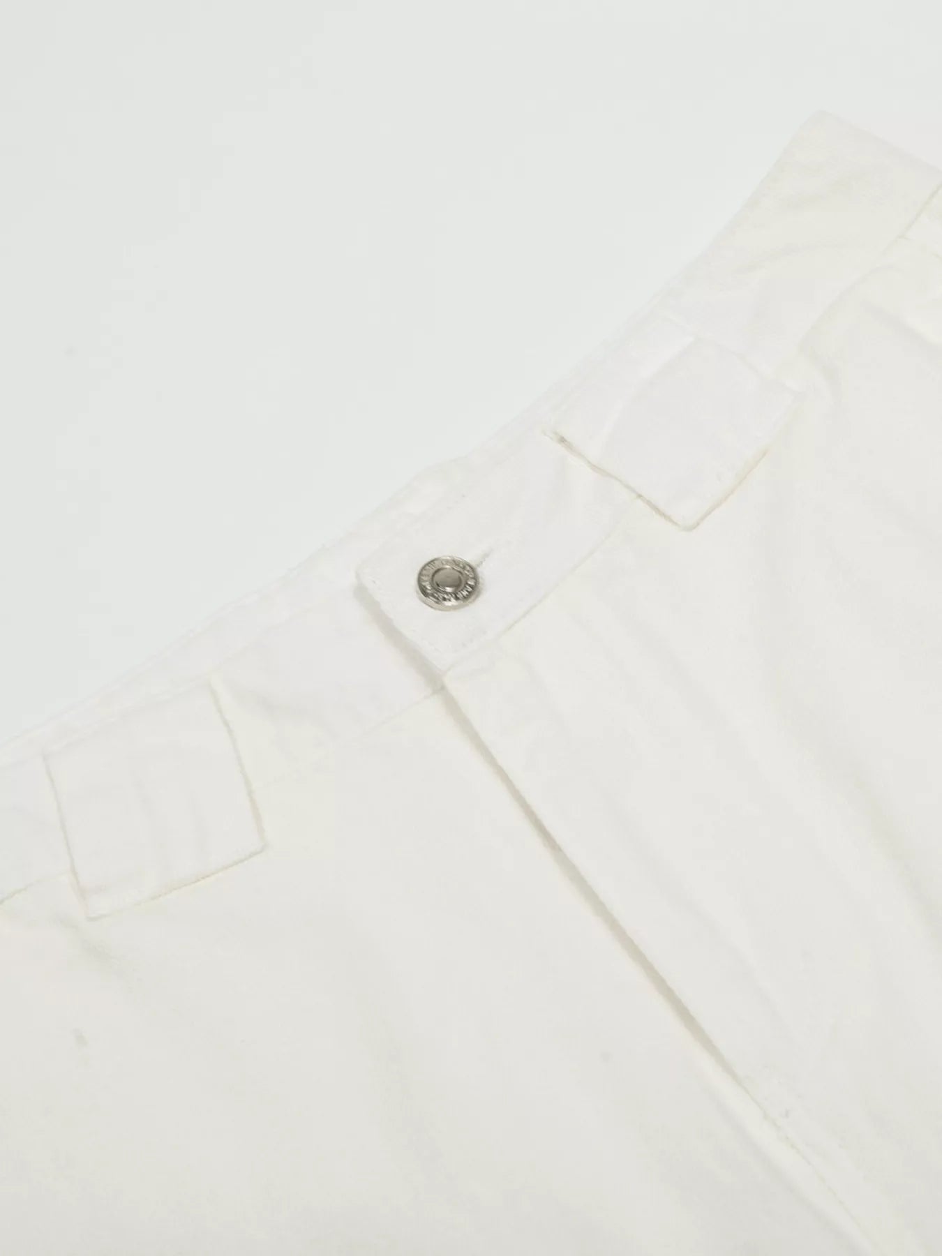 Men's wide-leg capris in ivory by Trendsi, displayed with a relaxed fit and casual style on a neutral background.