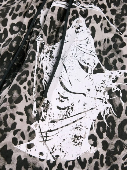 Men's leopard print wide-leg pants from Trendsi, featuring a bold animal pattern and relaxed fit for casual or stylish wear.