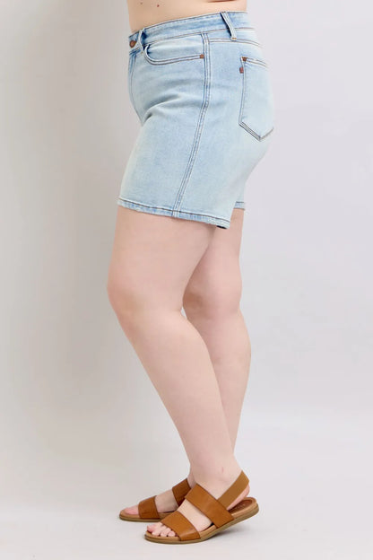 Light blue Judy Blue full-size denim shorts with 2-button closure and front pockets, plus size casual denim shorts for women.