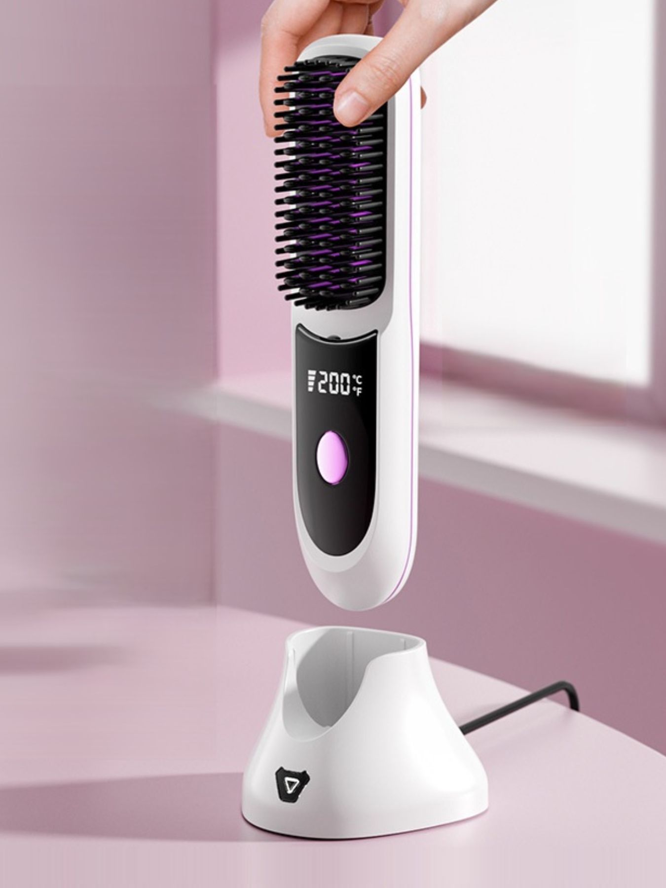 Lilac fast heating anti-scald straightening comb by Trendsi, designed for safe, efficient hair straightening with anti-scald features.