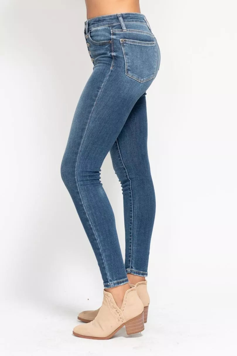 Trendsi Judy Blue plus size high-rise skinny jeans with button fly, full-length denim pants, and a fitted silhouette.