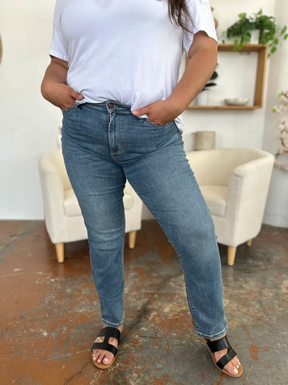 Medium shot of Judy Blue high waist straight jeans showing fit and style, made by Trendsi, for a full-size women’s denim look.