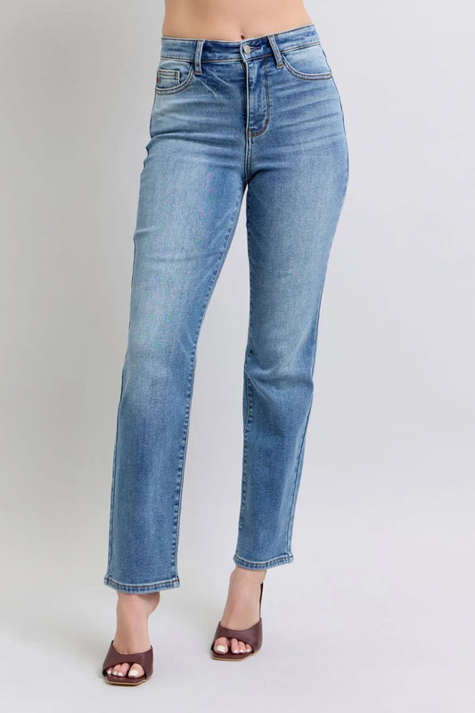Judy Blue full-size vintage wash thermal straight jeans, front view showing classic denim style and thermal fabric details.