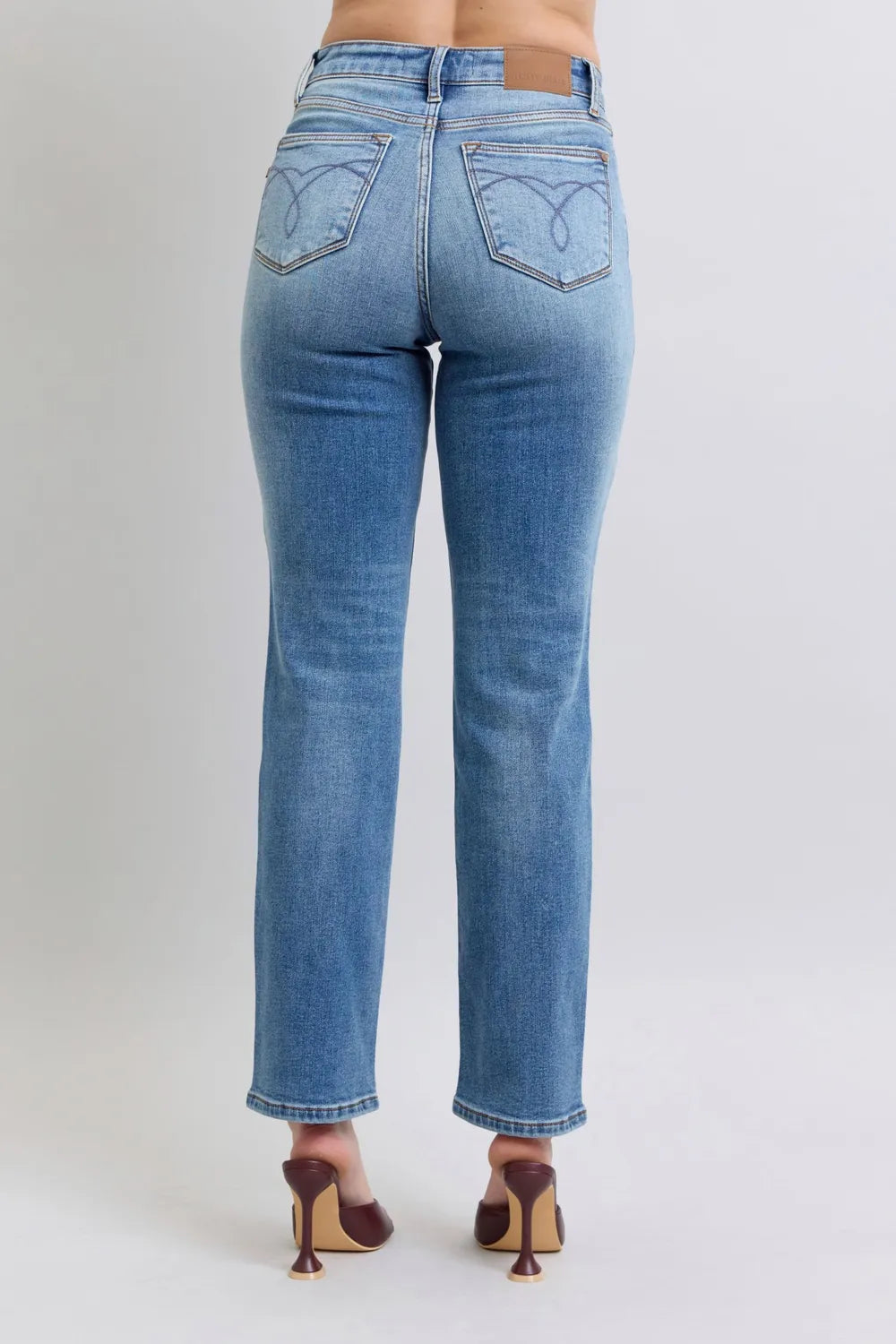 Judy Blue vintage wash thermal straight jeans in full size run, showing classic fit and faded denim texture.