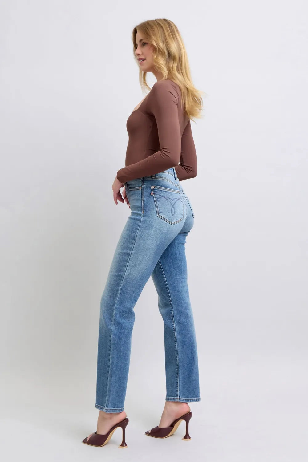 Judy Blue full-size vintage wash thermal straight jeans with classic fit and distressed details, displayed on a neutral background.