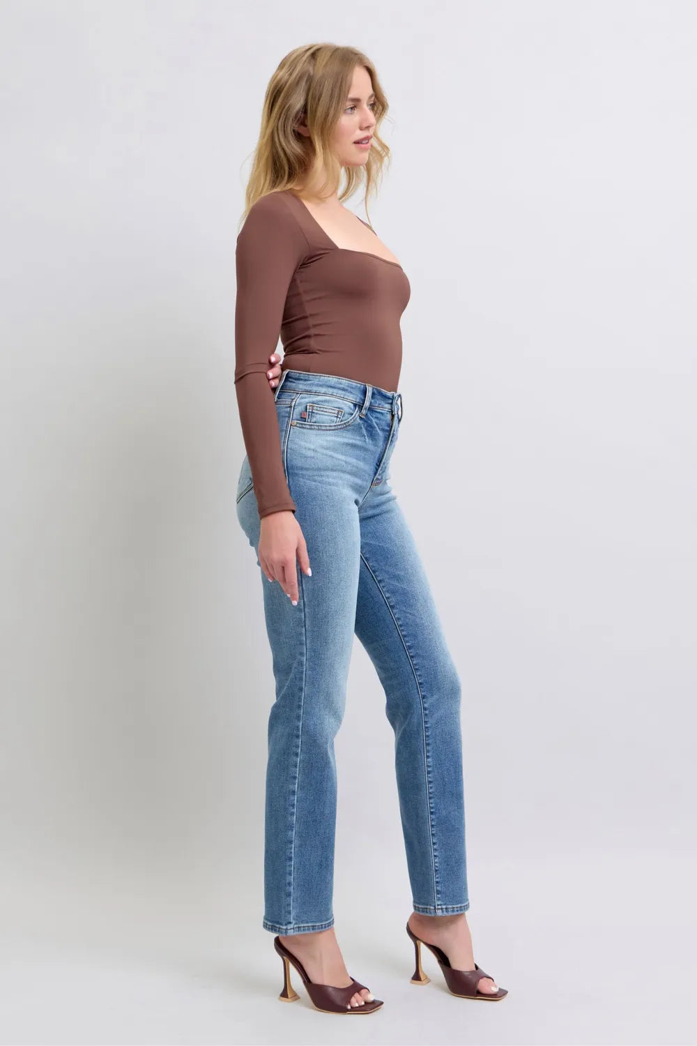 Judy Blue vintage wash thermal straight jeans in full size run, featuring classic fit and distressed detailing, shown on a model.