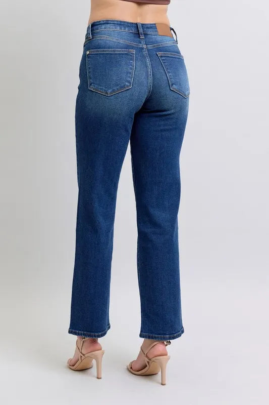 Judy Blue full-size straight jeans with side seam detail and front pockets, showcased in a casual denim style.