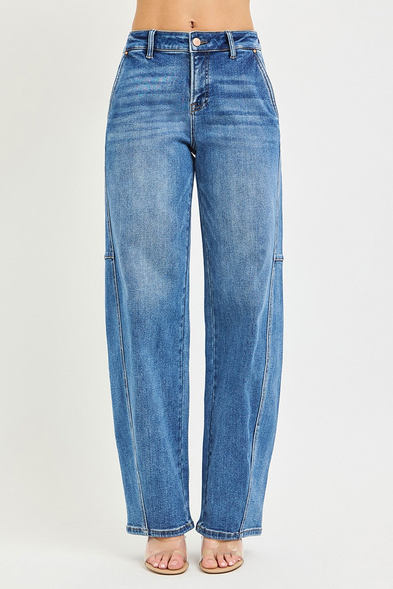 Risen Slouchy Baggy Jeans from Trendsi, light-wash denim with a relaxed fit, high waist, and casual style for everyday wear.