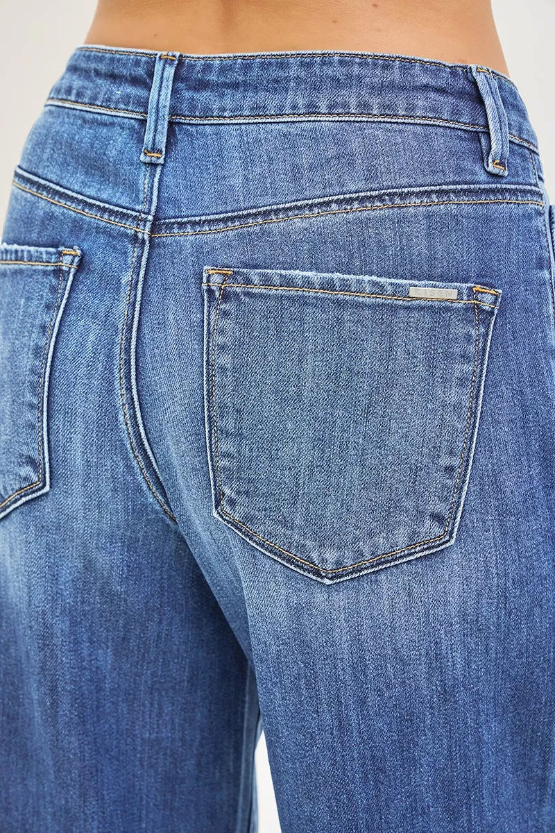 RISEN slouchy baggy jeans with pockets, casual denim style, featuring a relaxed fit and functional front and back pockets.