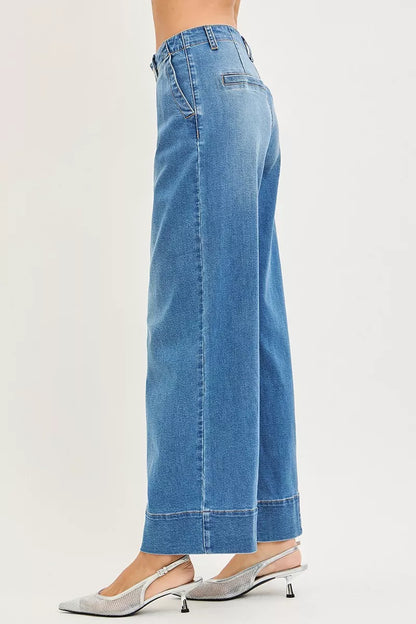 Risen slouchy wide-leg jeans with pleats from Trendsi, featuring a relaxed fit and stylish, casual denim design.