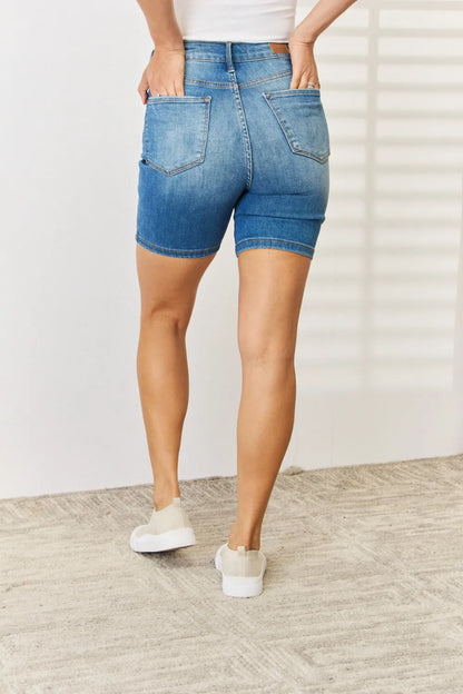 Judy Blue full-size denim Bermuda shorts with tummy control and double button closure, casual summer style.