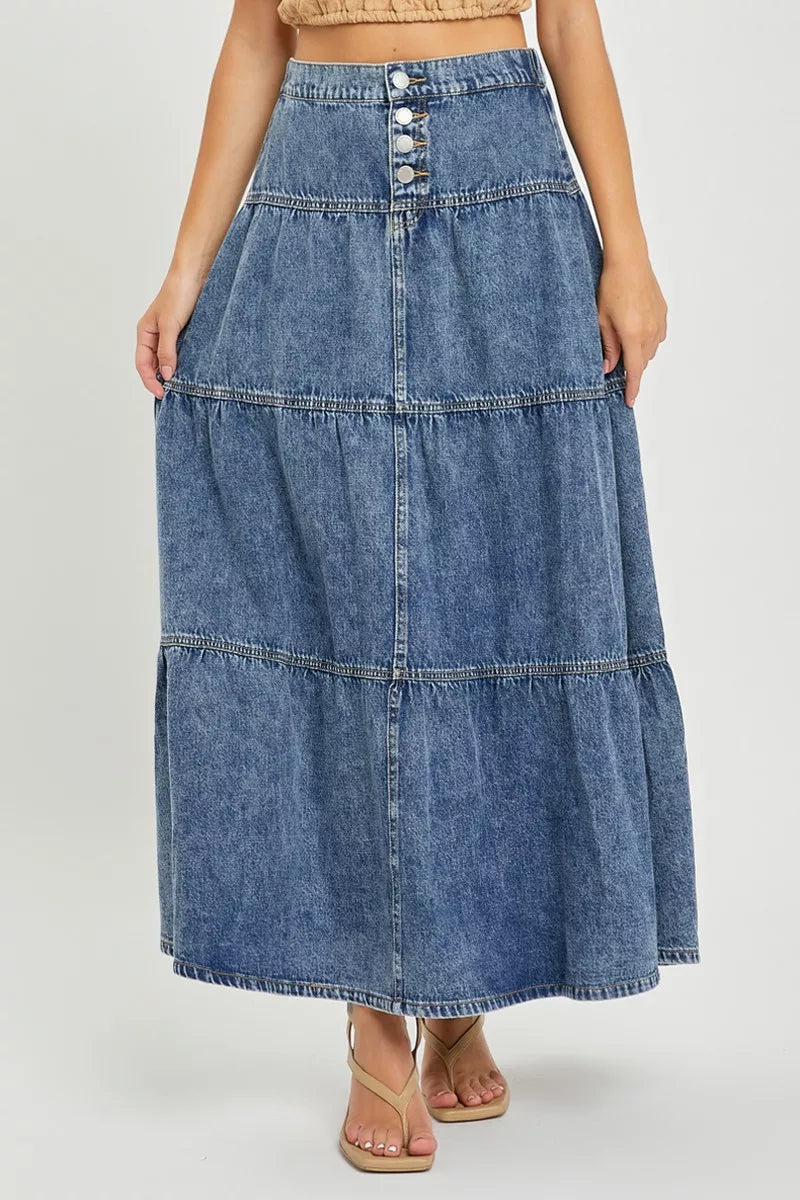 Risen high-rise ruffle long skirt from Trendsi, featuring flowing fabric and elegant ruffle details, perfect for stylish outfits.