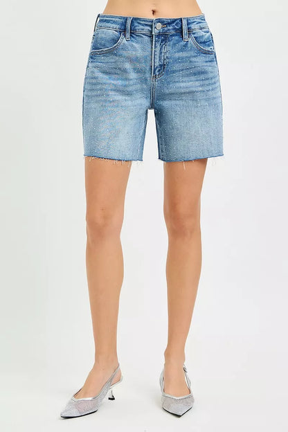 Risen slouchy mid-length shorts with all-over rhinestones, stylish casual shorts by Trendsi, shown with a relaxed fit and shimmering embellishments.