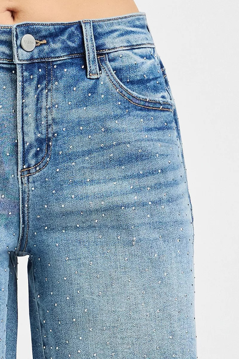 RISEN slouchy mid-length shorts with all-over rhinestones, stylish and casual, perfect for a trendy, shimmering look.