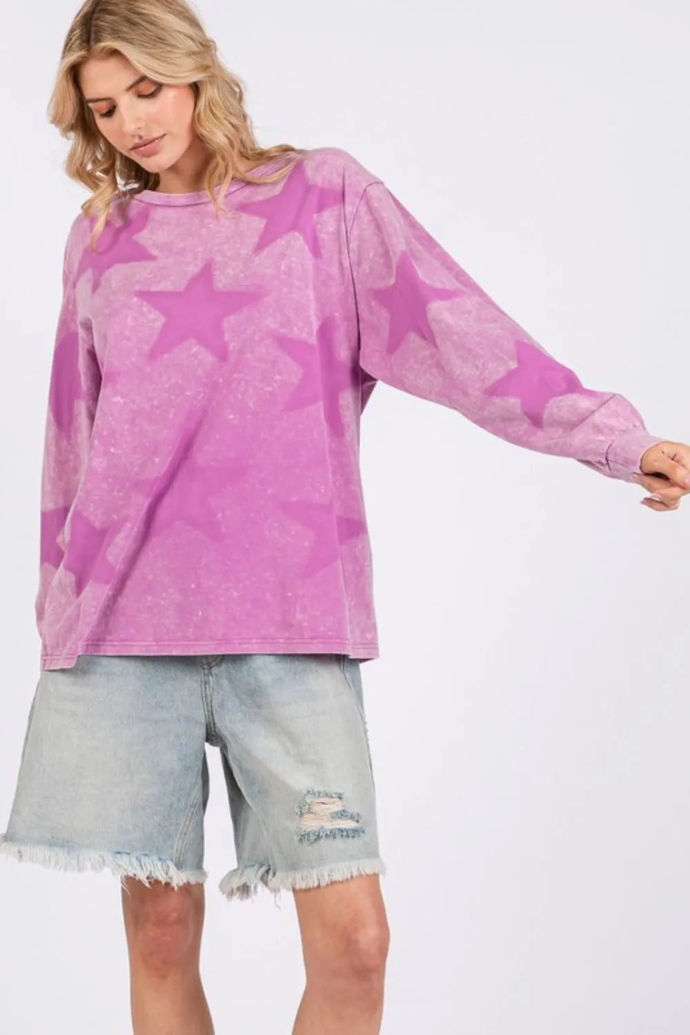 Sage and mauve mineral wash T-shirt with star pattern from Trendsi, featuring a soft fabric and casual fit.