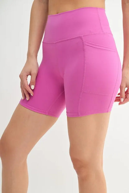 Trendsi MONO B Venice Cloud Light Sculpt biker shorts in soft fabric, featuring a high-waist design and stylish fit.