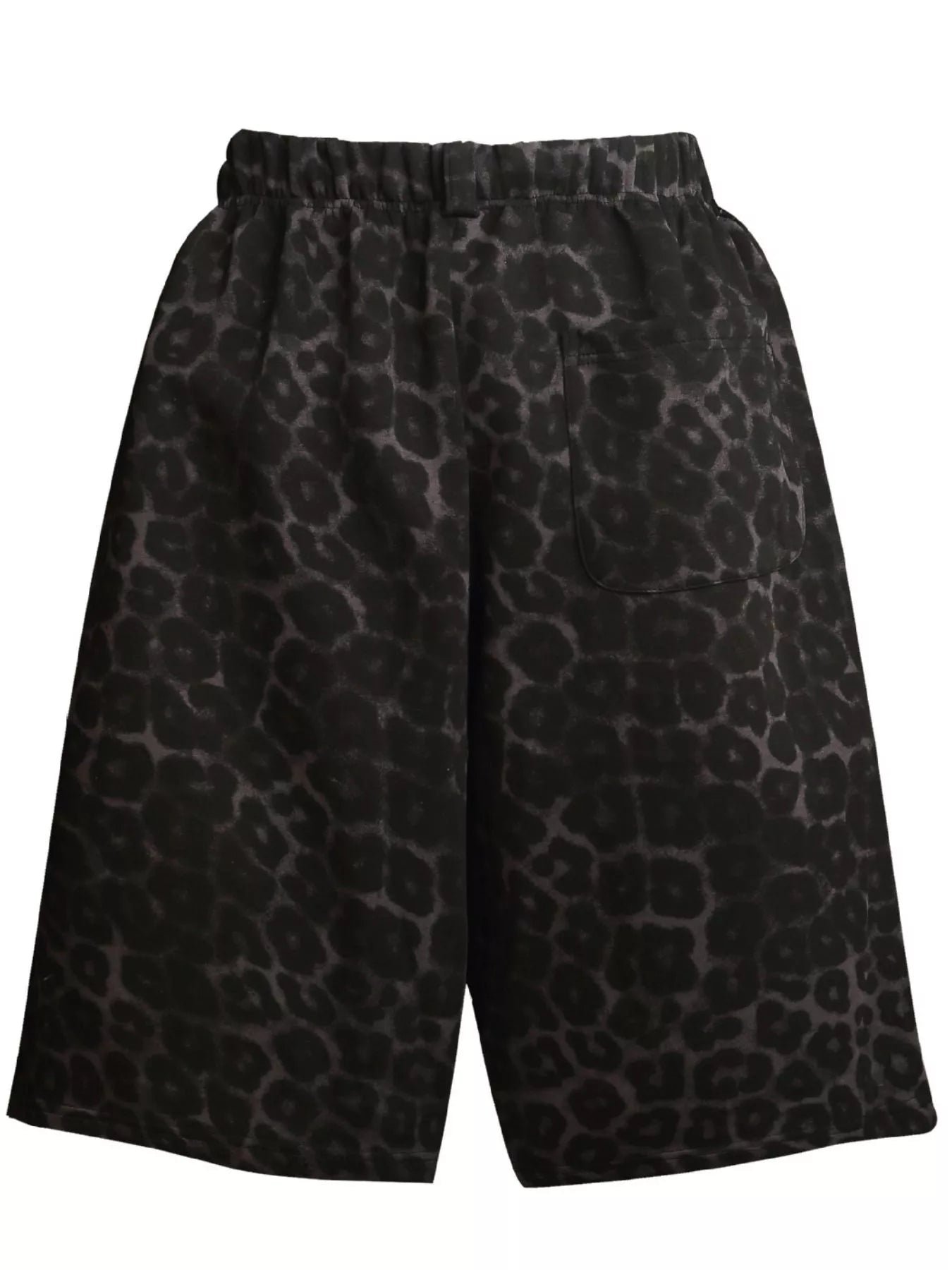 Men's leopard print casual capris in red by Trendsi, featuring a relaxed fit and stylish animal pattern.