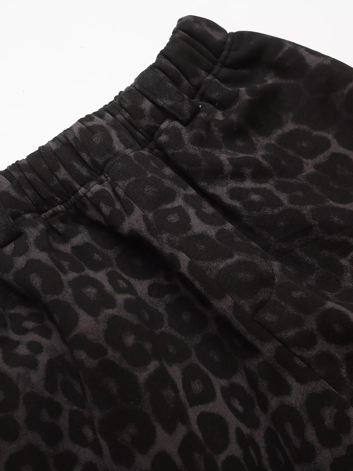 Men's leopard print casual capris by Trendsi, featuring a stylish red pattern and comfortable fit.