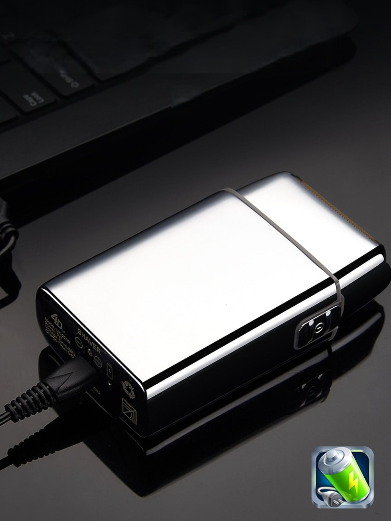 Silver portable mini foil shaver from Trendsi with compact design and a protective foil head for precise grooming.