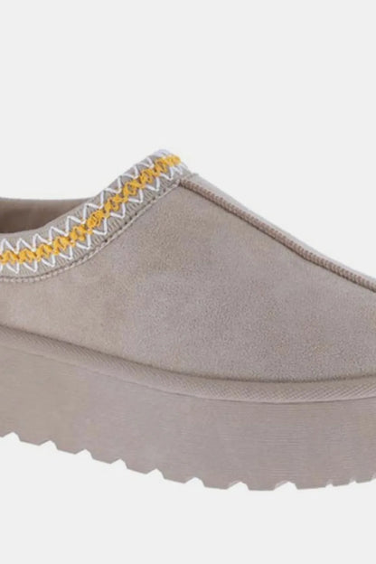 Taupe Weeboo Platform Slip-On Boots with embroidered trim by Trendsi, featuring a stylish and comfortable design.