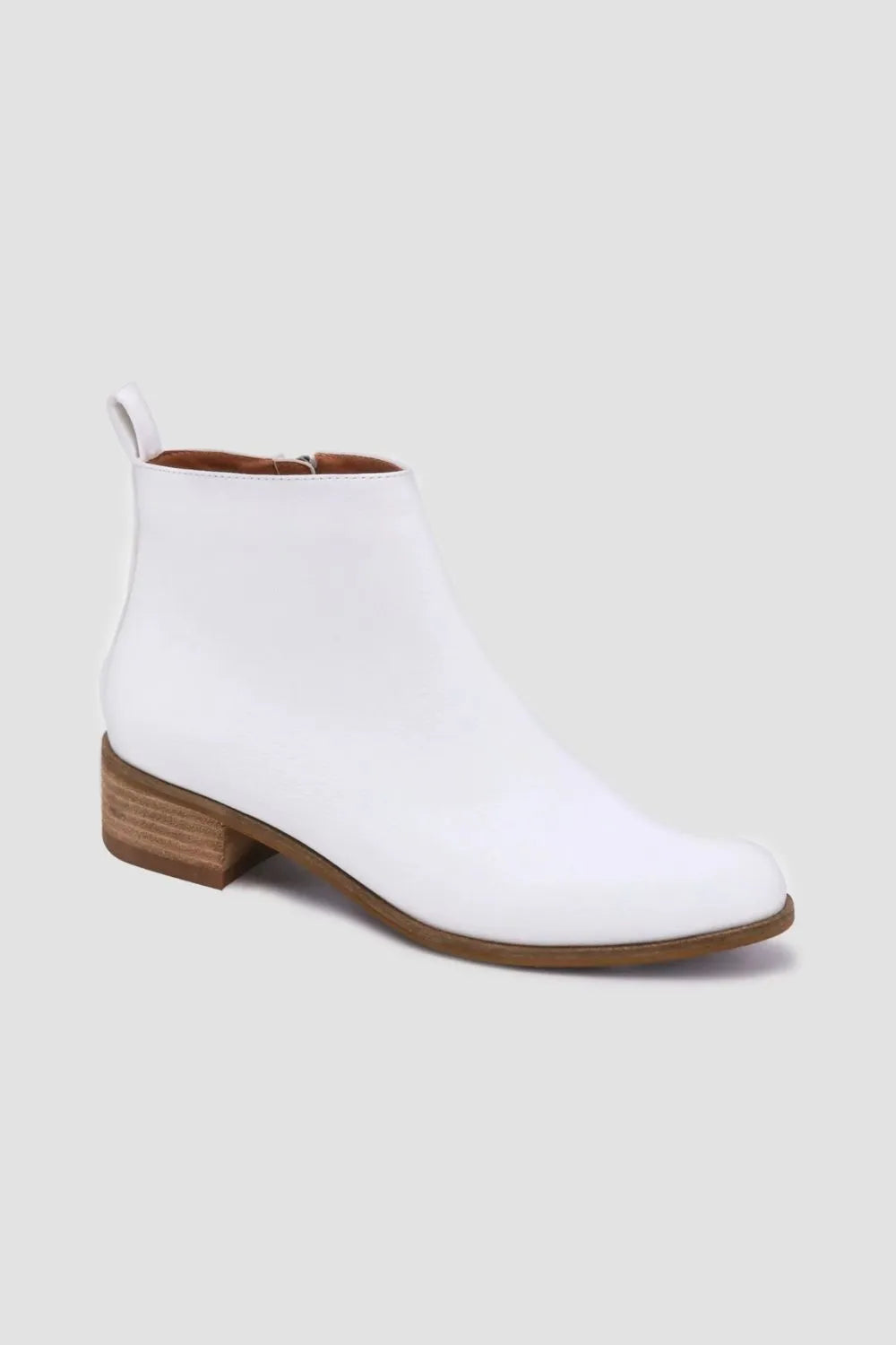 White PU leather block heel boots from Beast Fashion by Trendsi, featuring a stylish and modern design with a chunky heel.