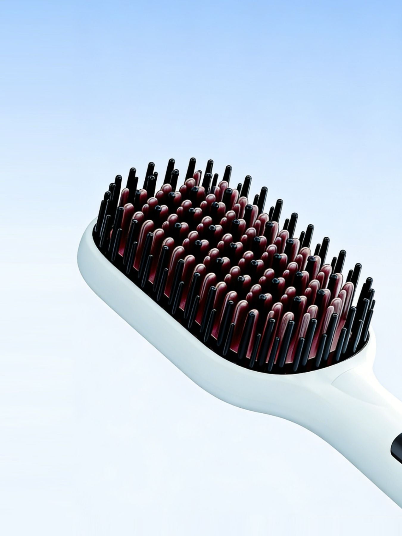 White Trendsi fast heating straightening comb with North American plug, designed for quick and efficient hair styling.