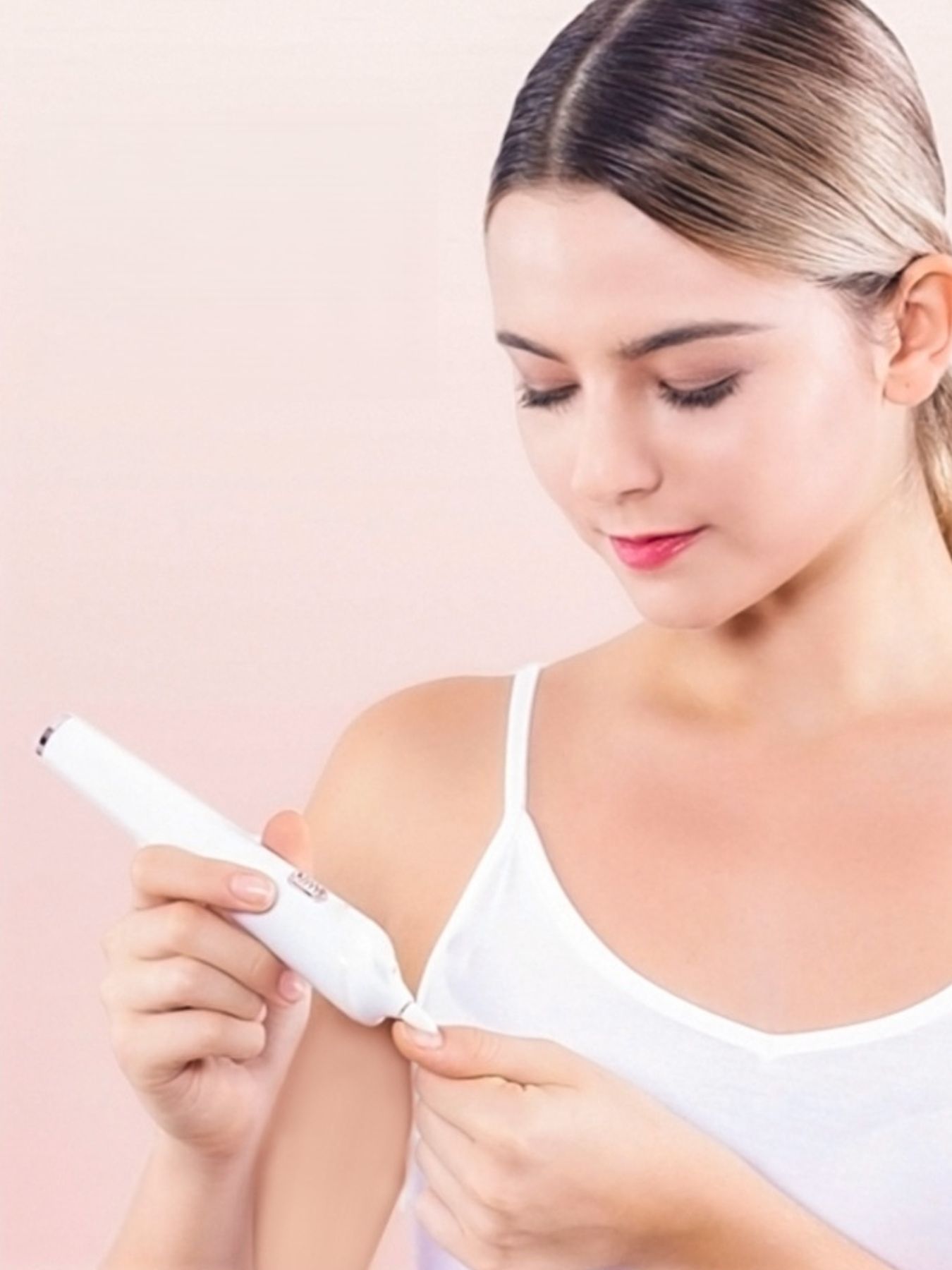White Trendsi electric nail buffer with multiple polishing surfaces for smooth, shiny nails.