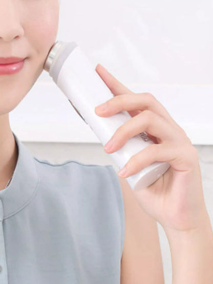 White Trendsi facial skin tightening beauty device with a sleek handheld design, designed to improve skin firmness and elasticity.