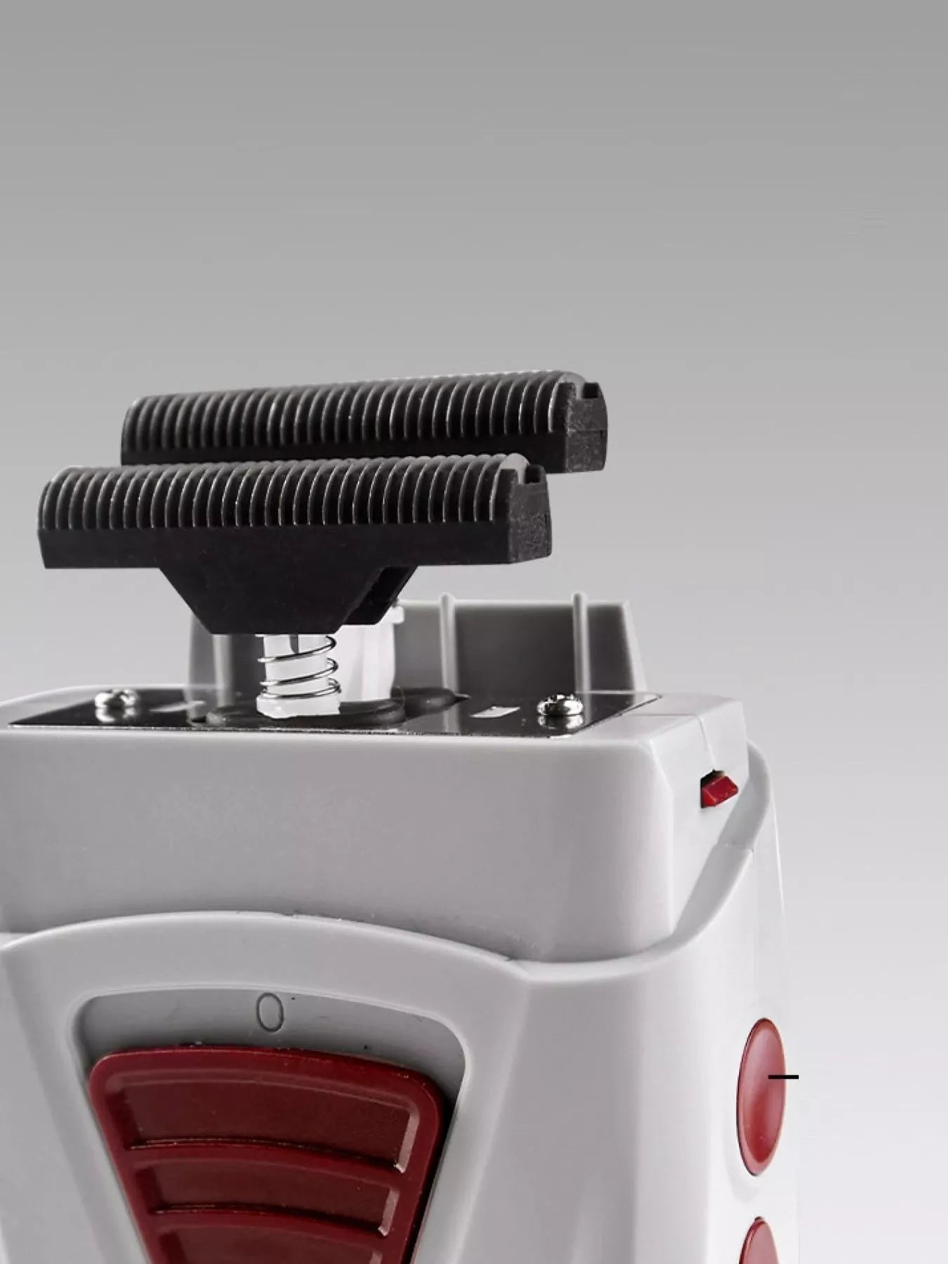 White portable electric foil shaver by Trendsi, compact design with foil shaving head for easy grooming.